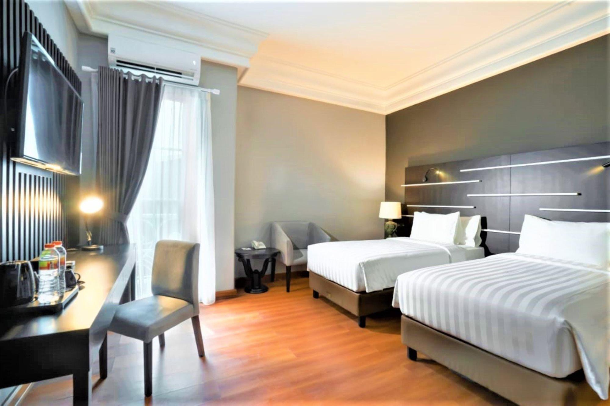 Madina Inn Yogyakarta Luaran gambar